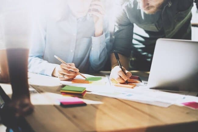 كيف تكتب قصة علامتك التجارية ؟